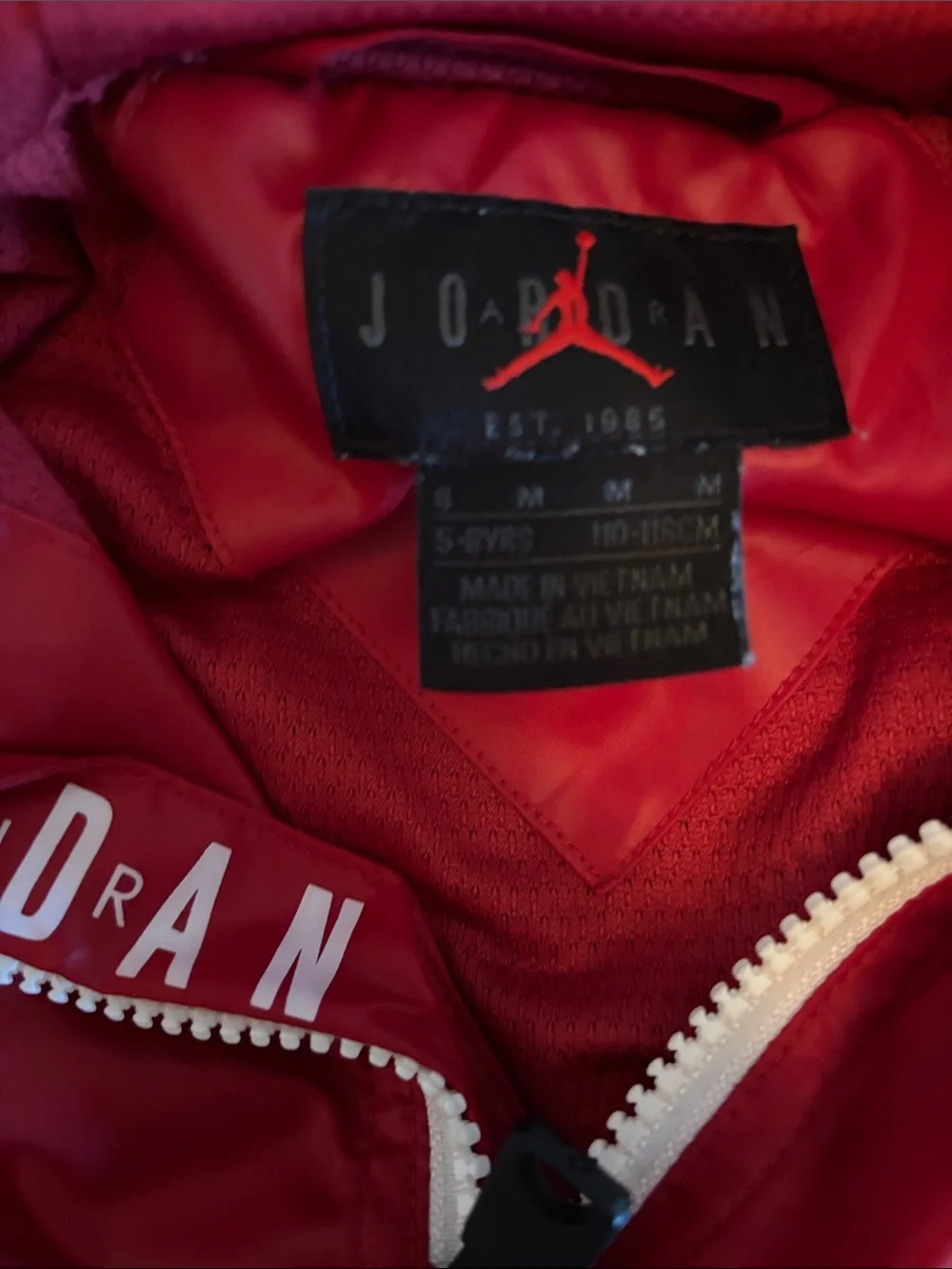 Jordan lightweight hooded